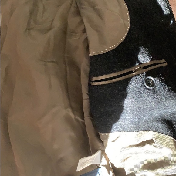 Jacket - Picture 4 of 5